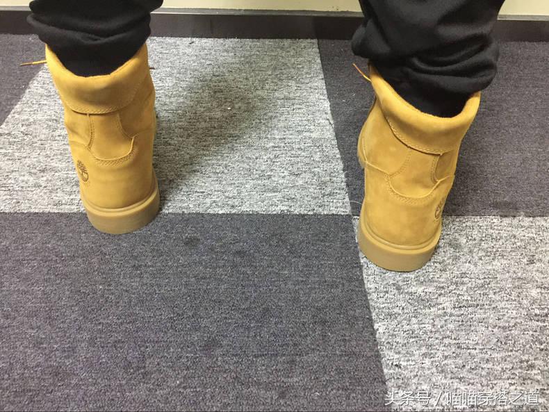 jeep大黄靴对比添柏岚,添柏岚大黄靴logo深浅
