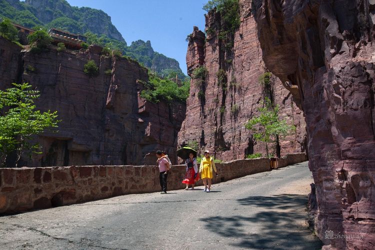郭亮挂壁公路步行观景,郭亮挂壁公路世界奇迹
