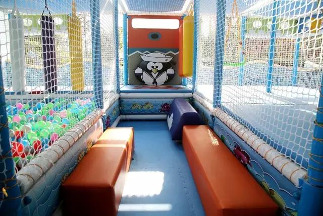 乐海水世界视频,乐海水世界有室内吗