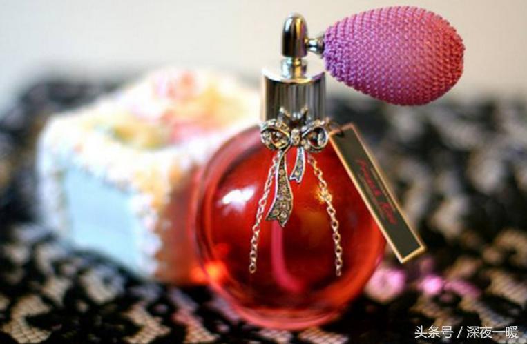 哪几款香水瓶好看又好用,比较特别的香水瓶子有哪些推荐