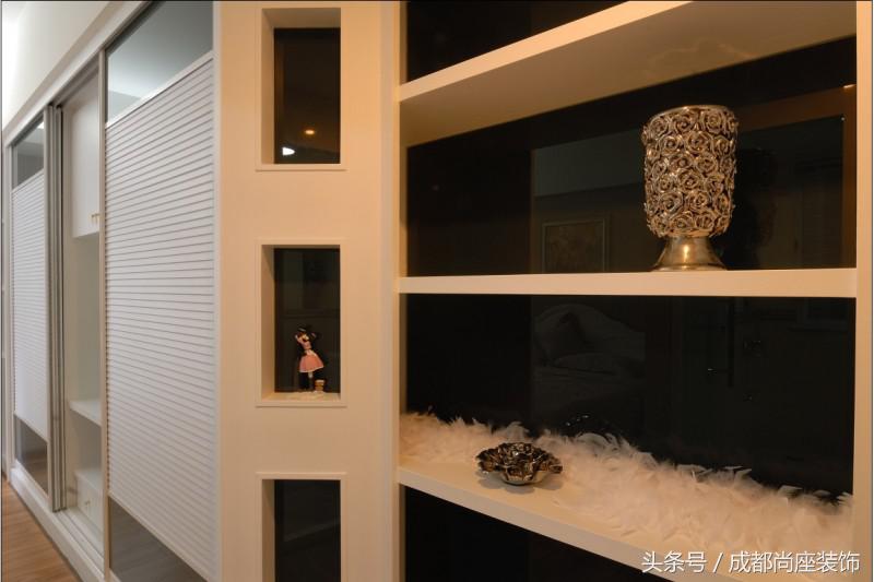 成都尚座装饰——这样的电视墙背景绝对超前卫