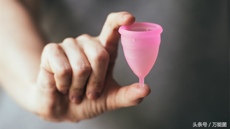 卫生棉条好用还是月经杯好用,月经杯跟卫生棉条的正确用法