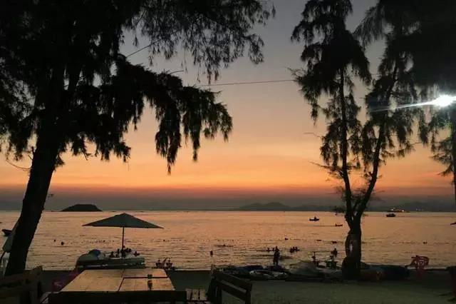 拒绝下饺子,出门就是海,双月湾爱琴海酒店