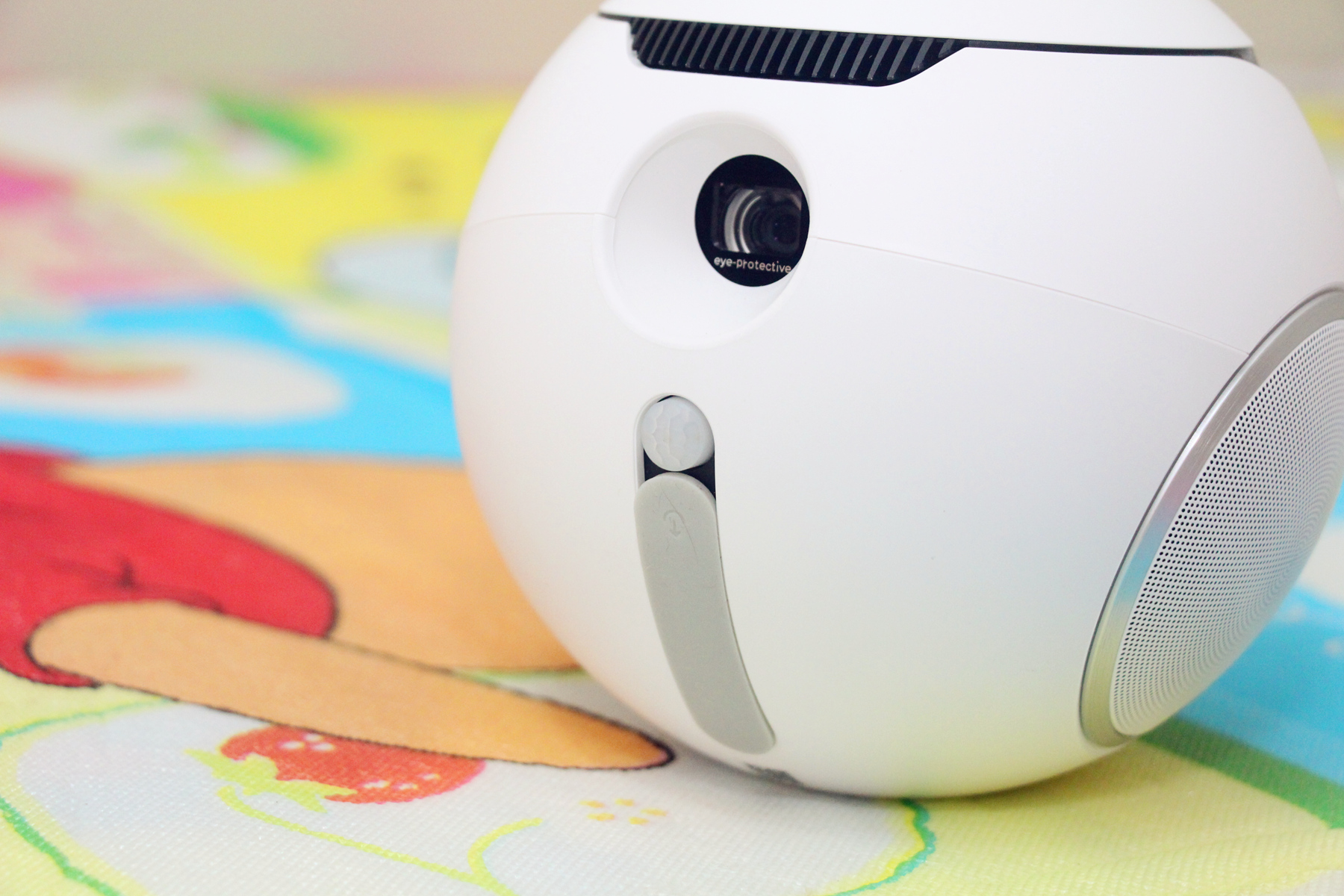 视、听、触全面结合,一个孩子们全新寓教于乐的新平台