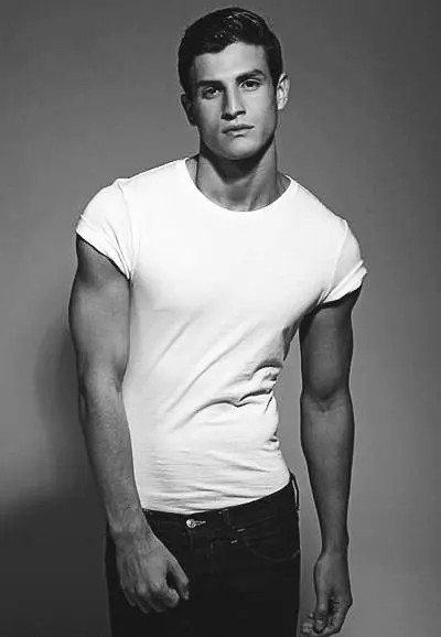 纯棉和涤棉的布料有什么区别,棉涤t恤和纯棉有什么区别