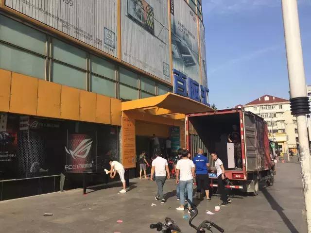 哎！继天津百脑汇暂时关店之后，赛博、颐高也……