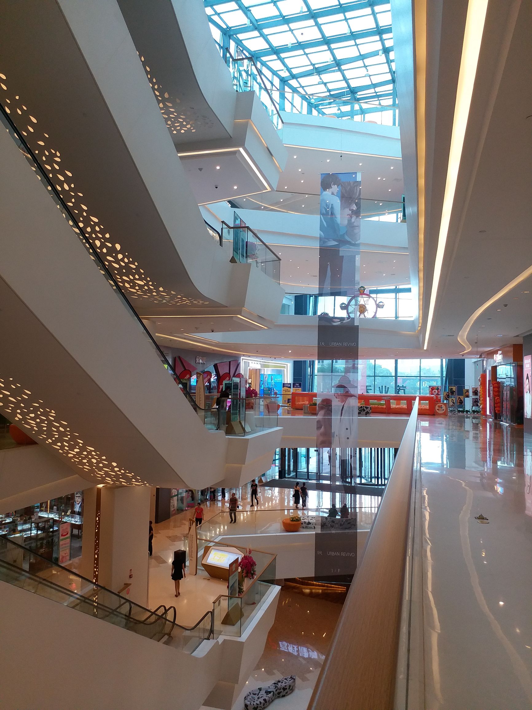 太原茂业购物推荐,繁华胜地