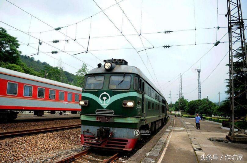 酒店睡觉鬼压床怎么回事,在酒店房间被鬼压床是怎么一回事