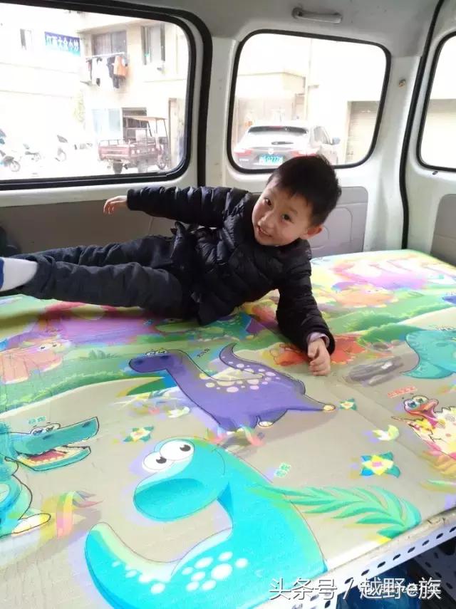 沈阳微面改床车,微面小床车组装全过程