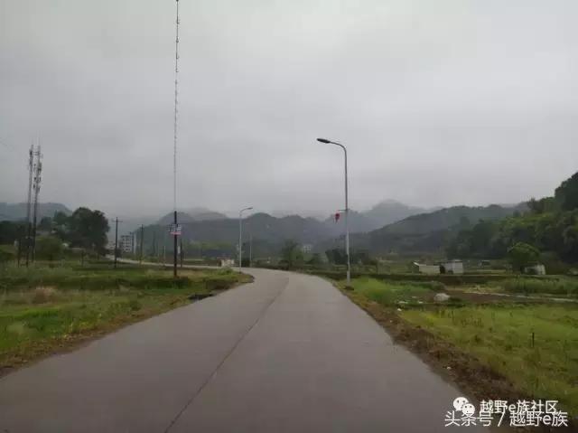 沈阳微面改床车,微面小床车组装全过程