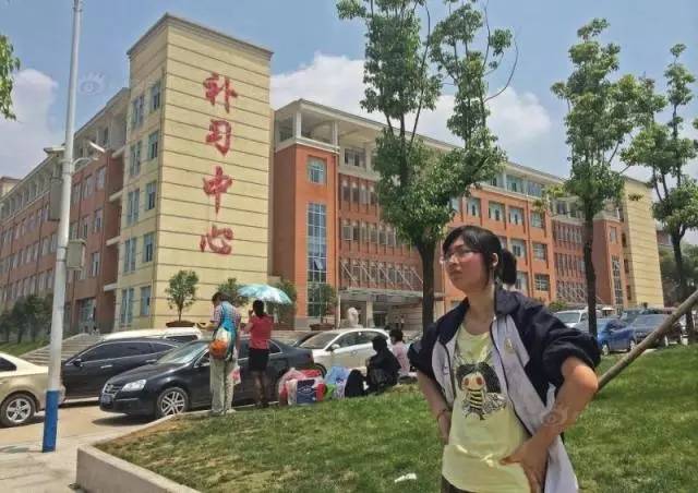 中国最大的高考工厂是哪里,中国最大的高考工厂在哪里