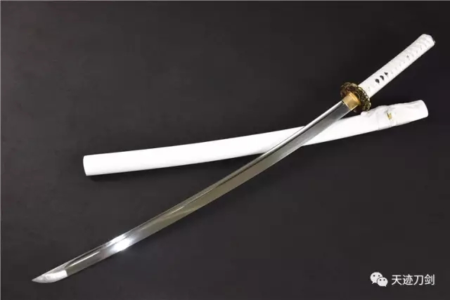 龙泉天迹,龙泉青龙偃月刀图片