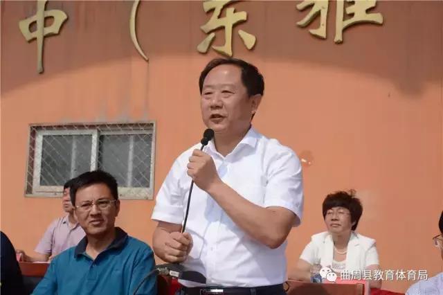 庆六一惊艳全场,足球六一节表演视频直播