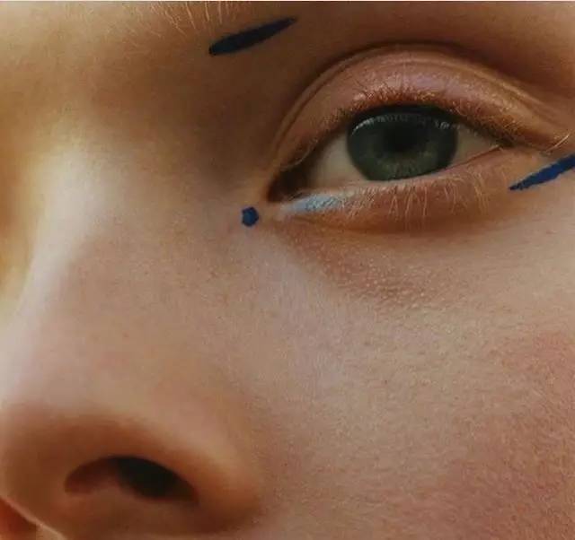 隐形眼镜选什么颜色最自然,隐形眼镜怎么选择防蓝光的