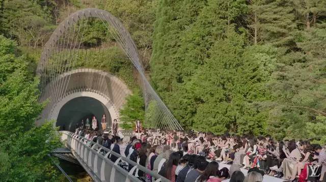 让世界知道你最In！时装精必去高定旅行之地