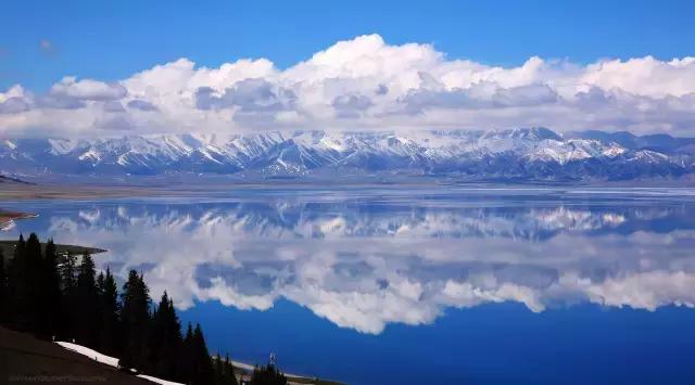 新疆南北疆大环线风景旅游专列,北京去新疆沿途风景