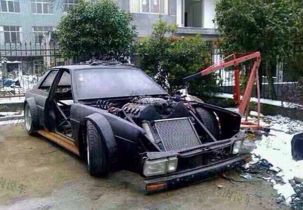 偶遇网红神车,偶遇帕萨特280