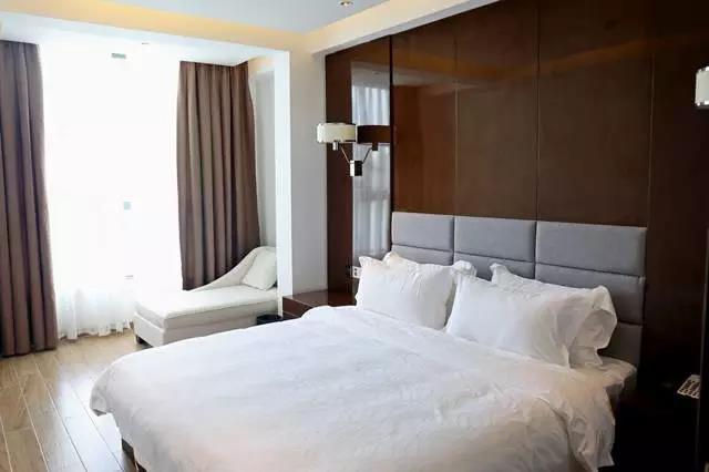 拒绝下饺子,出门就是海,双月湾爱琴海酒店