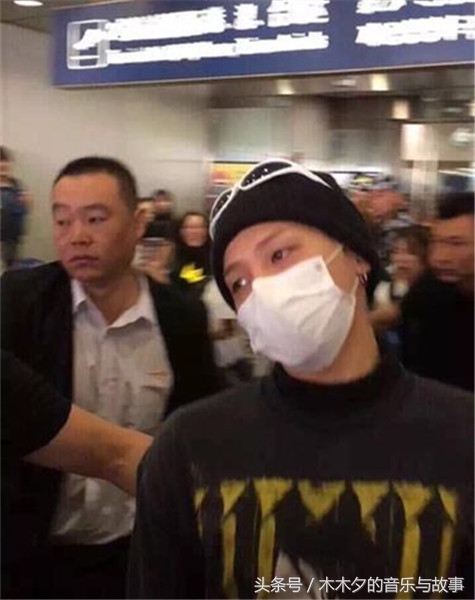 bigbangtop吸毒后退团了吗,bigbang回归top与yg合约终止