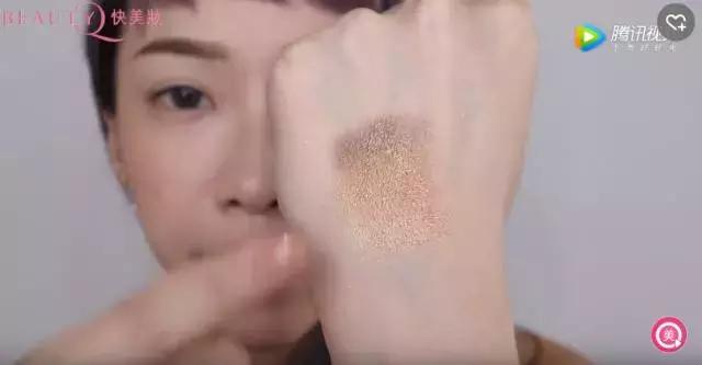 实用通勤眼影推荐哪个颜色,overtake眼影教程通勤