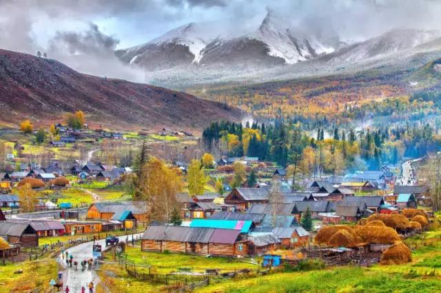 新疆南北疆大环线风景旅游专列,北京去新疆沿途风景