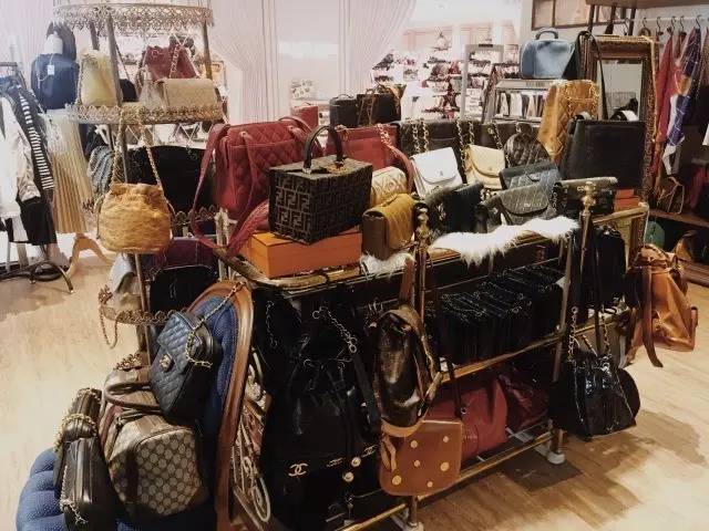 抢购限量香奈儿包包,在日本如何购买香奈儿包包