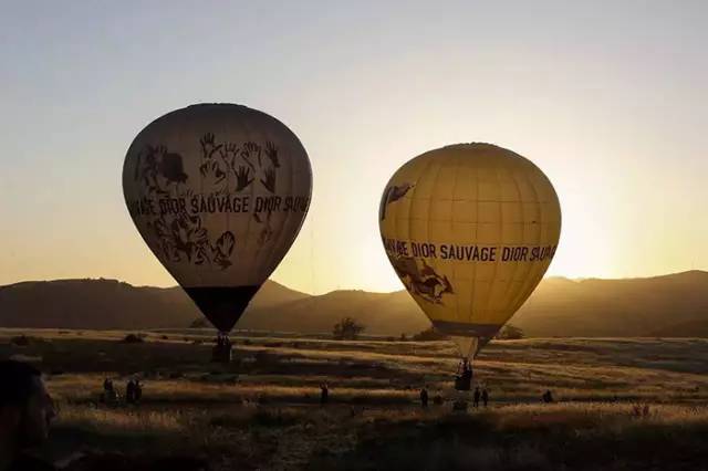 让世界知道你最In！时装精必去高定旅行之地