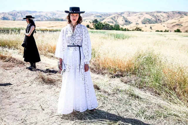 让世界知道你最In！时装精必去高定旅行之地