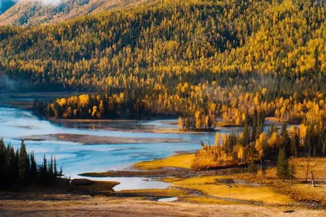 新疆南北疆大环线风景旅游专列,北京去新疆沿途风景