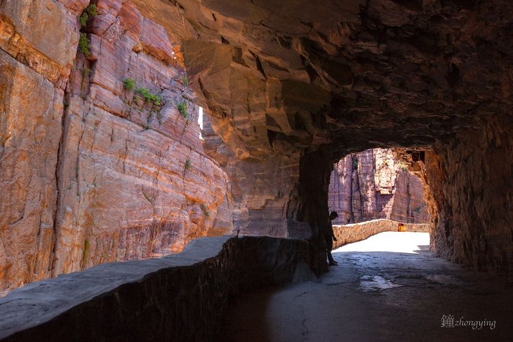 郭亮挂壁公路步行观景,郭亮挂壁公路世界奇迹