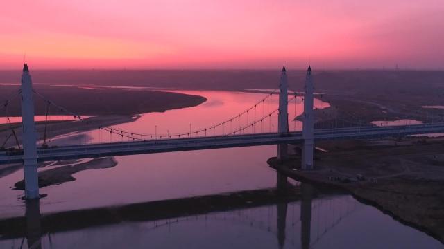 银马槽点那么多但是究竟是什么支撑你们跑过了黄河抵达终点？