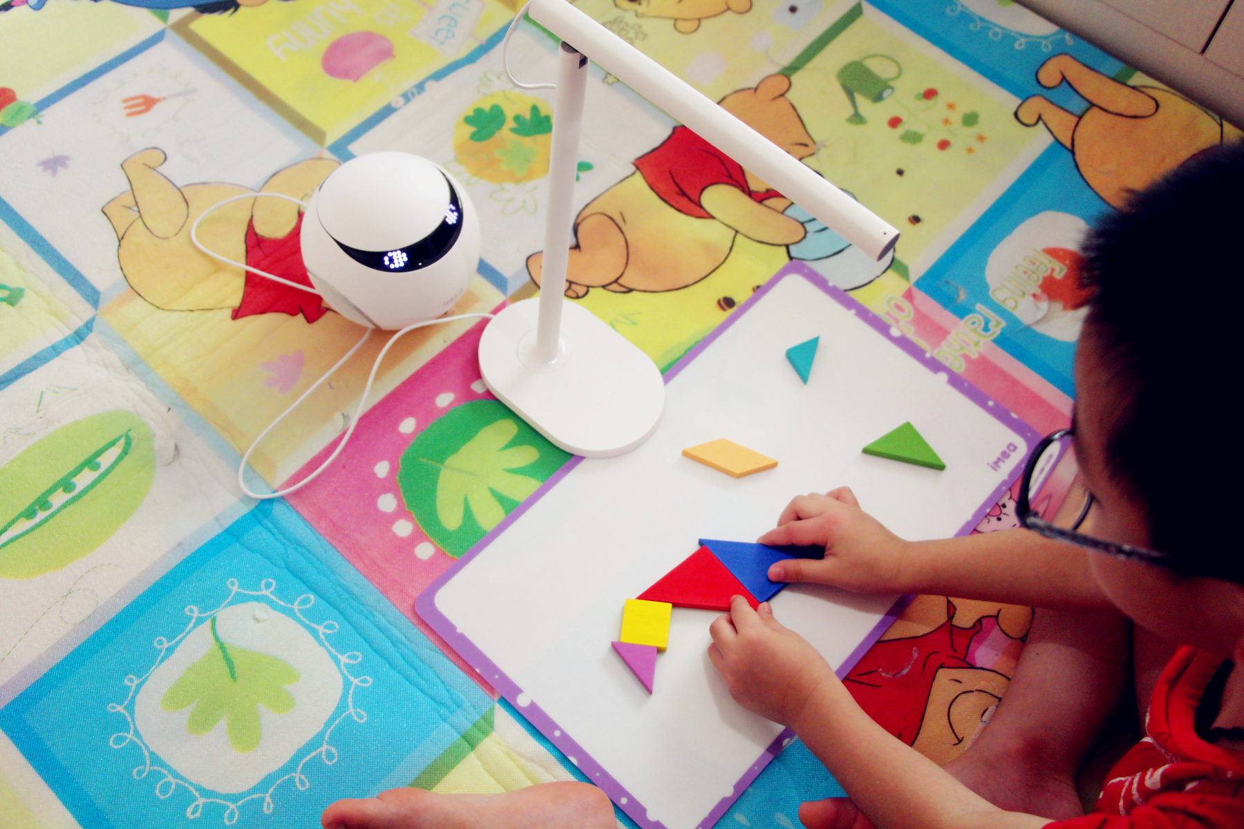 视、听、触全面结合,一个孩子们全新寓教于乐的新平台