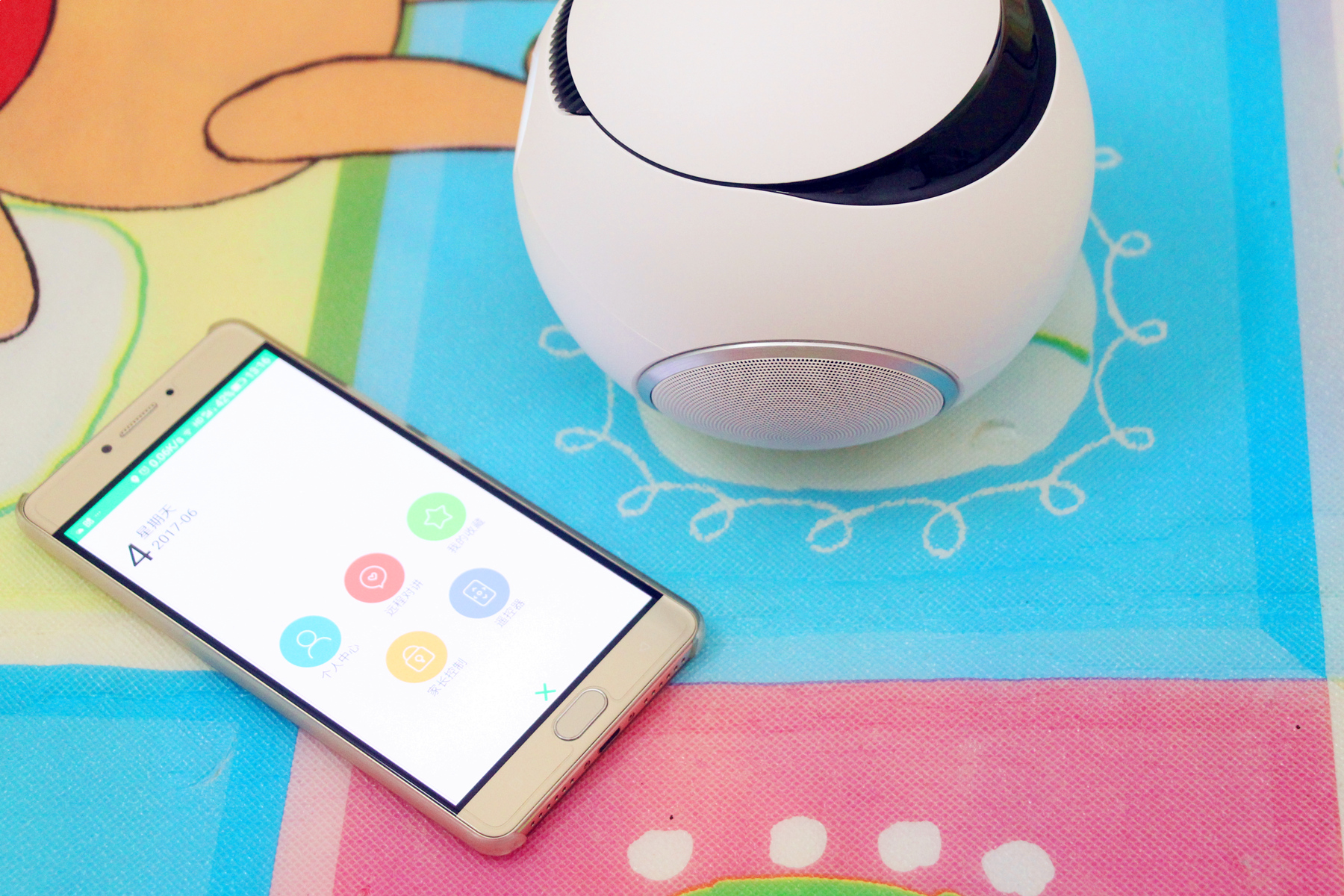 视、听、触全面结合,一个孩子们全新寓教于乐的新平台