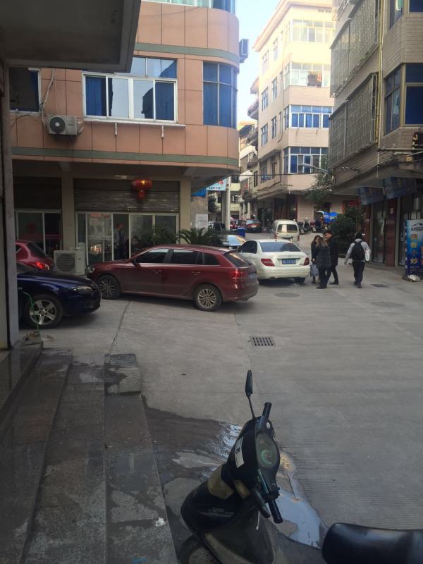 小叔开店买烟,小叔开店实录完整版