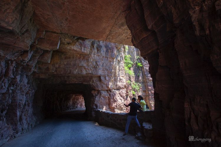 郭亮挂壁公路步行观景,郭亮挂壁公路世界奇迹