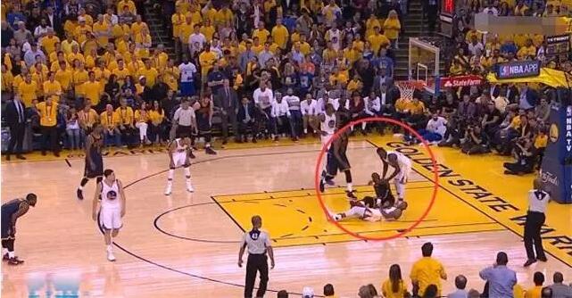 詹姆斯和jr打格林,jr詹姆斯打格林