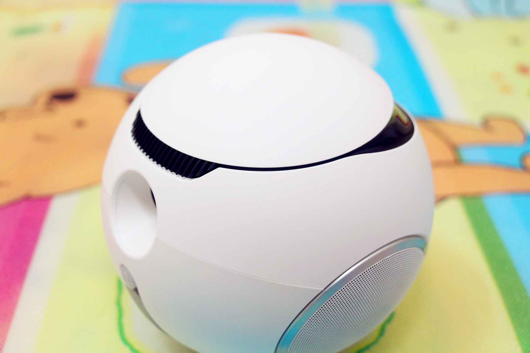 视、听、触全面结合,一个孩子们全新寓教于乐的新平台