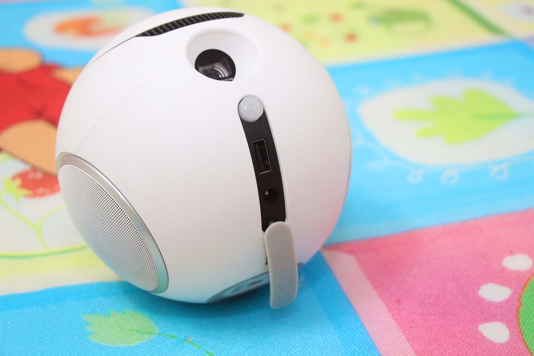 视、听、触全面结合,一个孩子们全新寓教于乐的新平台