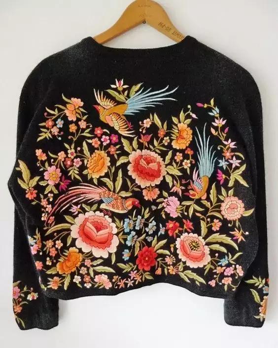 衣服破了个小洞怎么补无痕迹,衣服破了一个特别小的洞