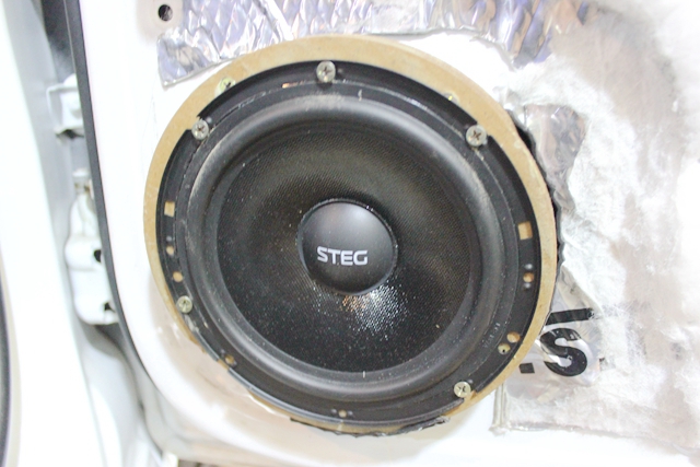 昆仑凯翼音响效果,凯翼炫界后门加装音响