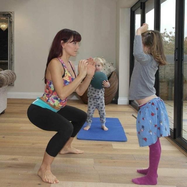 生完二胎皮肤特别黄,生了孩子之后皮肤蜡黄身材走样