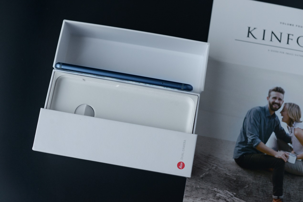 手机有特色的主题,手感最好的华为手机p10