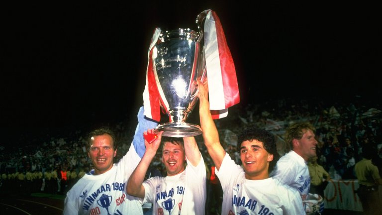 尤文图斯历年欧冠夺冠视频,尤文欧冠冠军之路