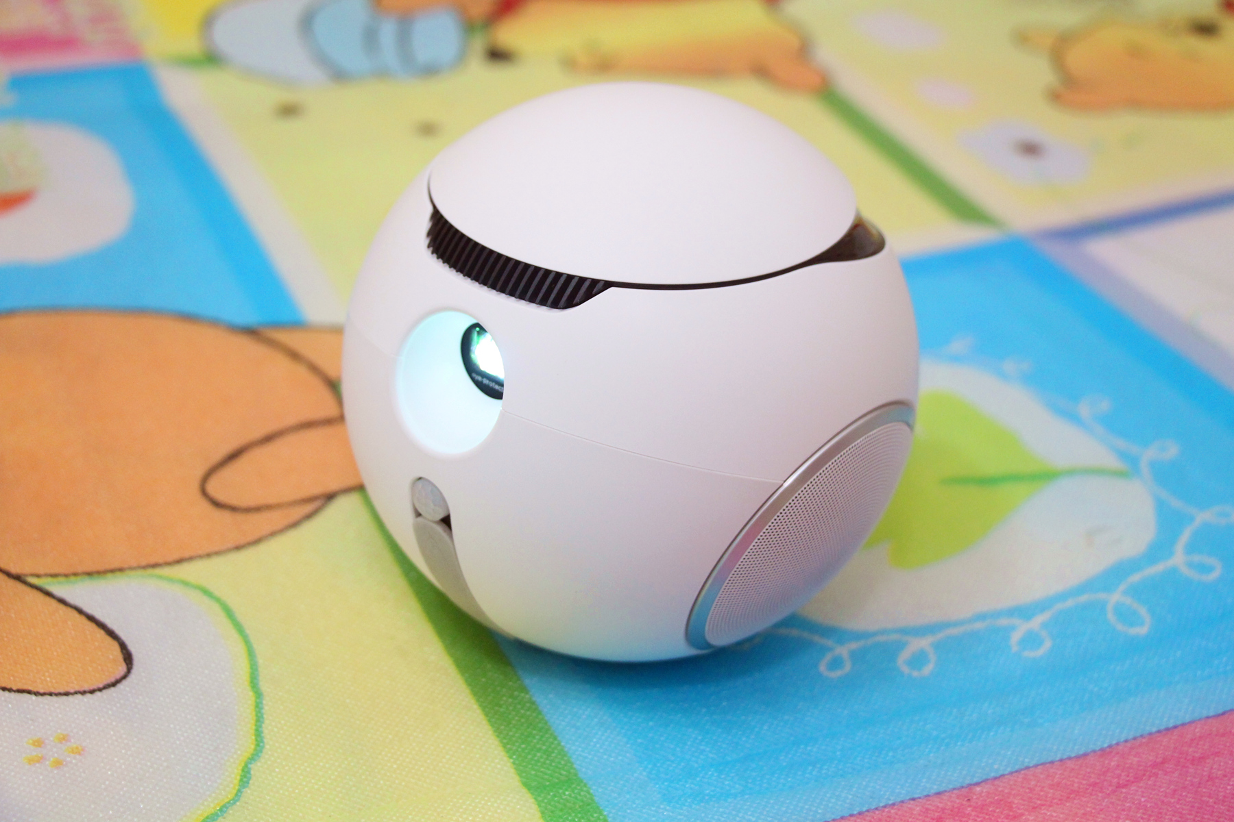 视、听、触全面结合,一个孩子们全新寓教于乐的新平台