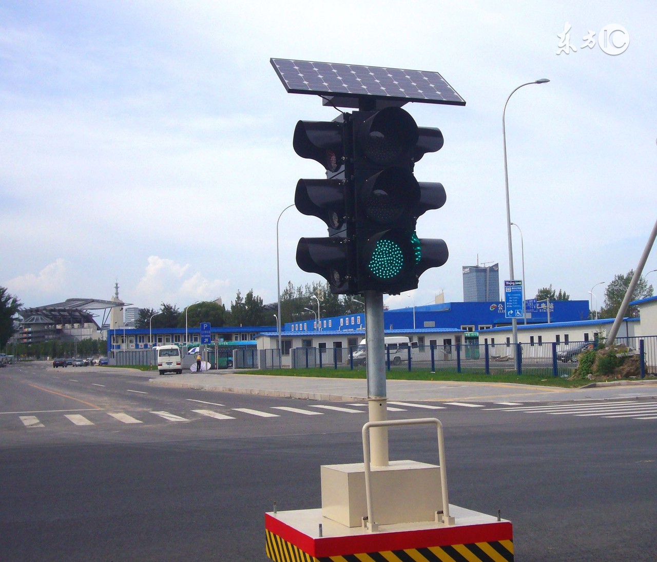 红绿色盲为什么不可以考驾照,患红绿色盲的人可以考驾照吗