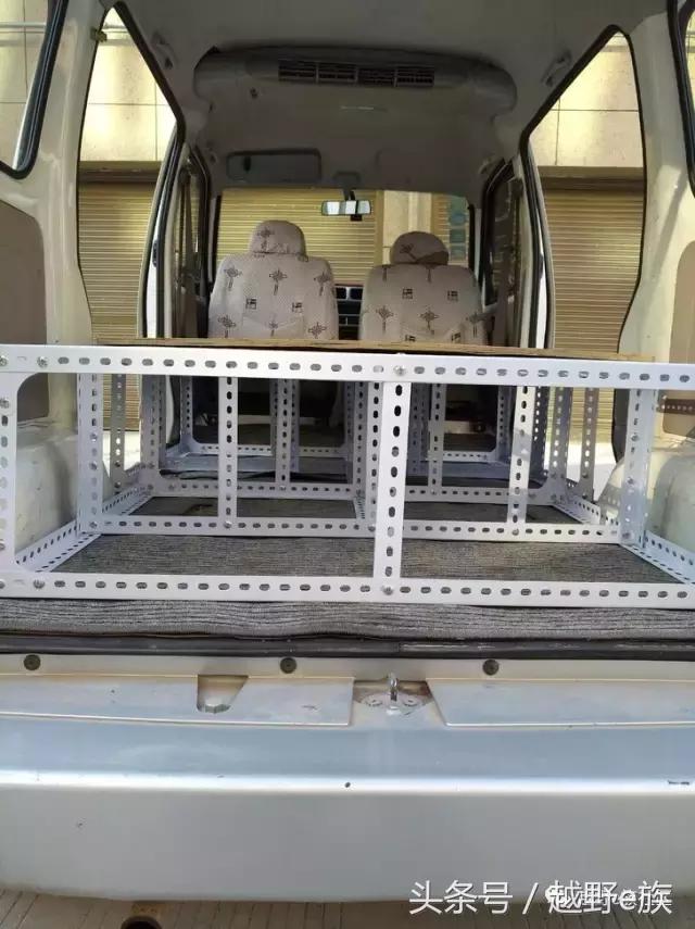 沈阳微面改床车,微面小床车组装全过程