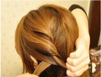 潮流辫子发型,十款编辫子的发型女生必看