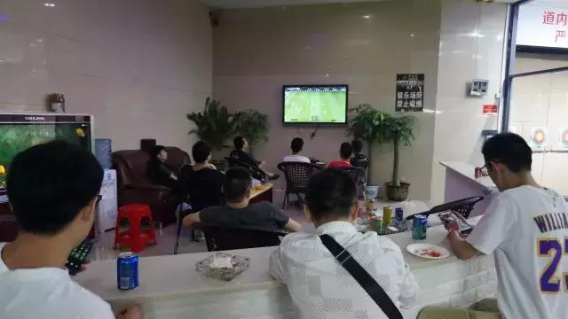 欧冠夺冠呐喊,欧冠赛场现场呐喊