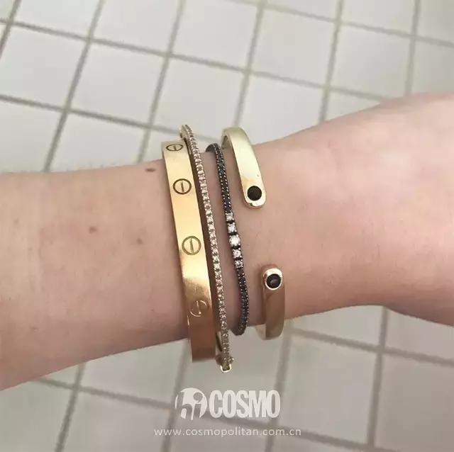 镯子开了预示什么,镯子开了