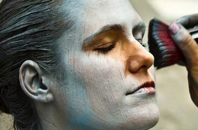 超赞！巴西少女用身体记录自然与艺术！